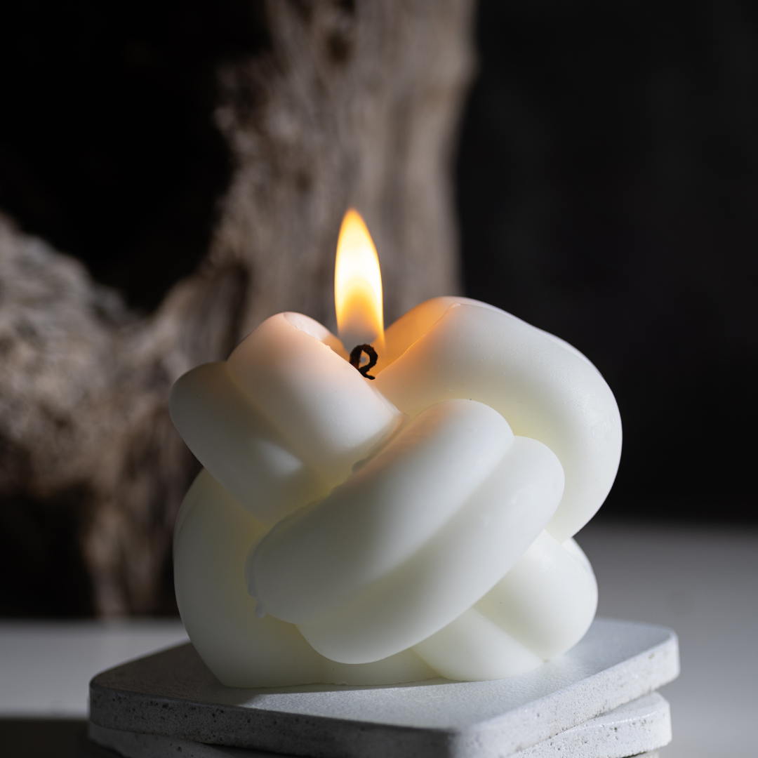 Knot Candle